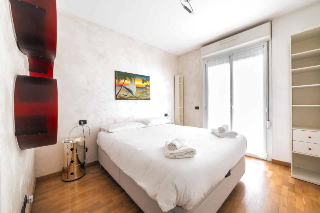 Milano Rogoredo Apartment With Garage Kültér fotó