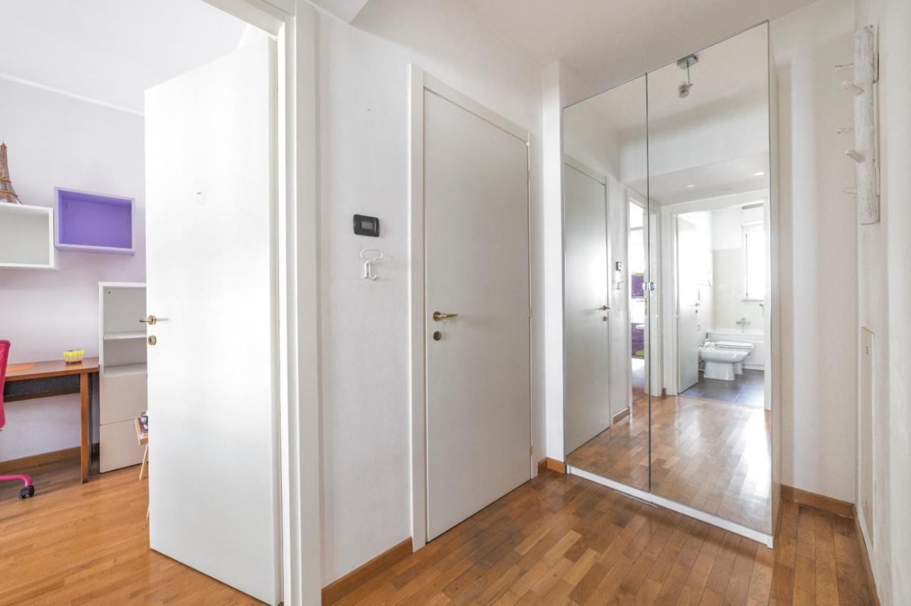 Milano Rogoredo Apartment With Garage Kültér fotó