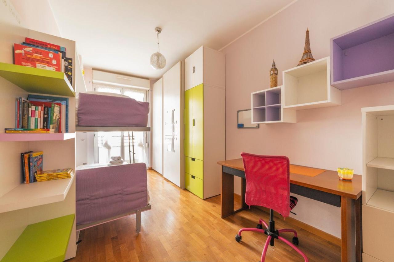 Milano Rogoredo Apartment With Garage Kültér fotó