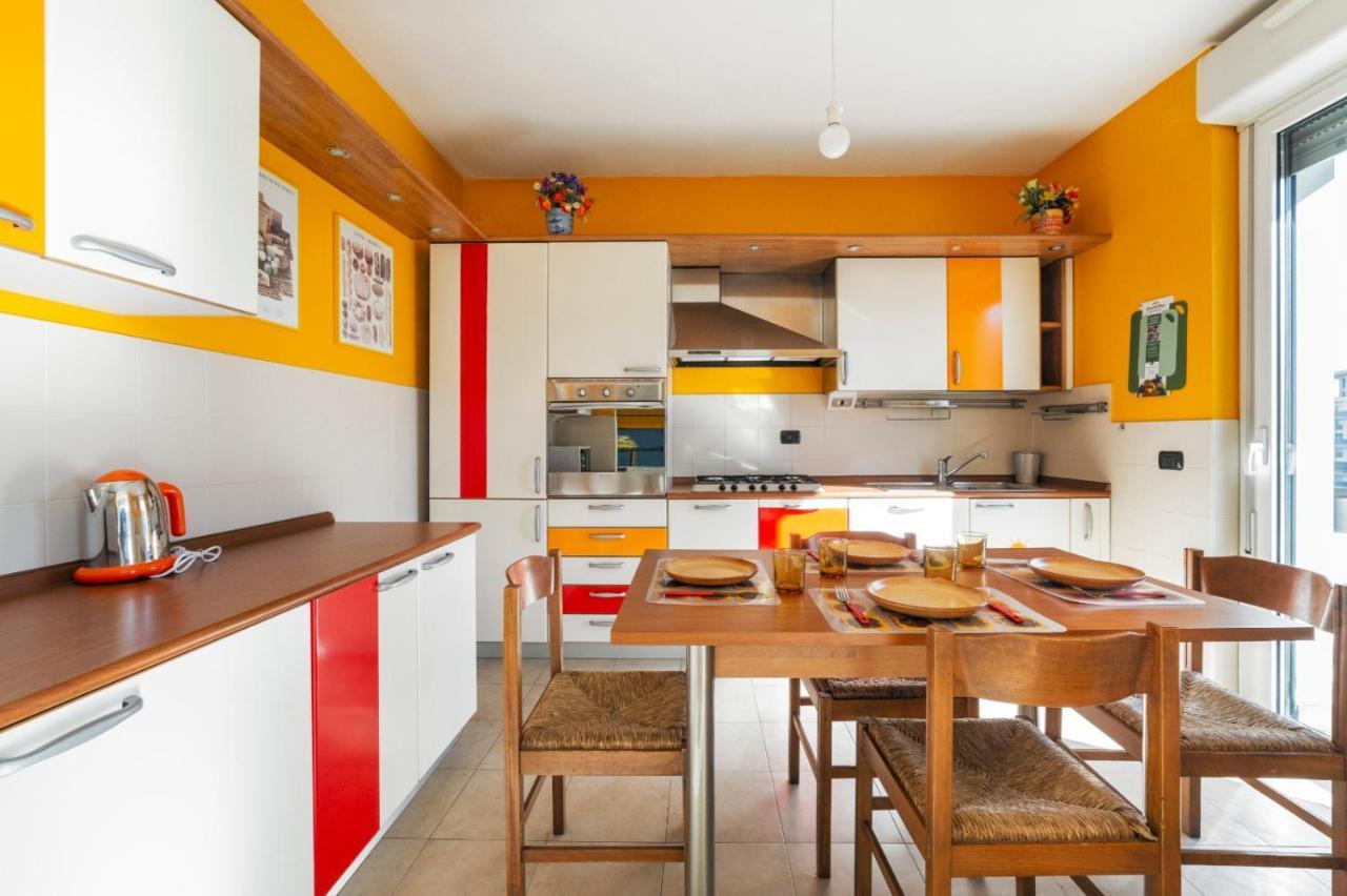 Milano Rogoredo Apartment With Garage Kültér fotó