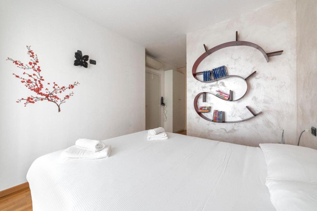 Milano Rogoredo Apartment With Garage Kültér fotó